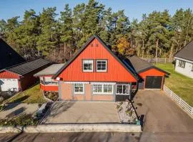 Beautiful 5 bedroom house