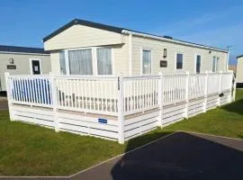 Lewis Sands PC114