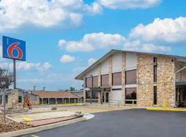 Motel 6-Boerne, TX