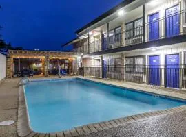 Motel 6-Boerne, TX