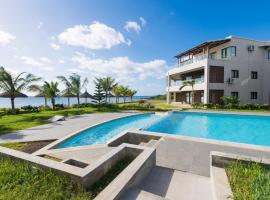 Beachfront Heaven Apartment Flic en Flac 3, hotel v destinaci Flic-en-Flac