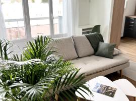 Le sourire Saint-cyrien, Hotel in Saint-Cyr-lʼÉcole