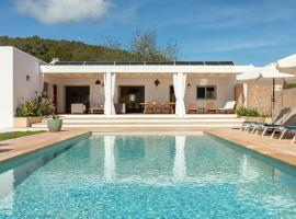 New! Villa Can Vinyes, hotel in San Antonio