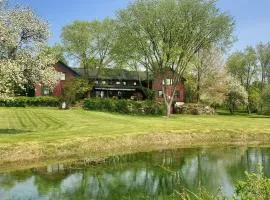 Old Orchard House