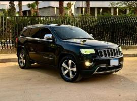 Jeep grand Cherokee limited for rent ful insurance without drivers, hotel u gradu Madinaty