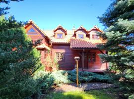 "Koloc dom drewniany ", hotel u gradu 'Ujsoły'