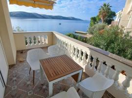 Apartment Solis, hotel a Stara Novalja