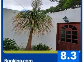 Imani Guest House, hotel v destinaci Grahamstown