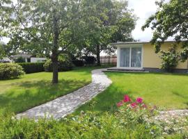Kleiner Bungalow im Gr&uuml;nen, Bungalow in Radeberg