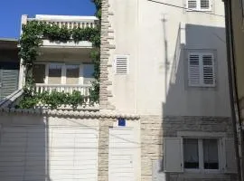 Apartments by the sea Vodice - 23858