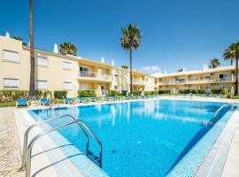 BeGuest Jardins Vale Parra Apartment, hotel in Galé