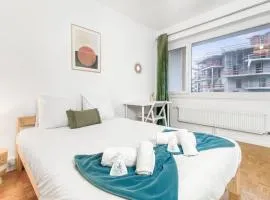 HOMEY LA COLOC BRILLANT - Colocation haut de gamme de 3 chambres uniques et privées / Proche centre-ville et transports en commun / Balcons / Wifi gratuit