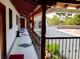 Hotel Casa De España, hotel in Mompos