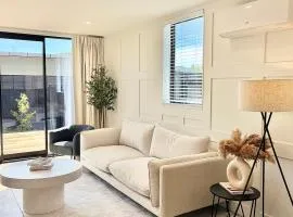 New build City Townhouse & Gated Car Park