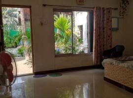 Holiday Home Beach Resort And Aquatic Sports In Tarkarli, hotel na praia em Malvan