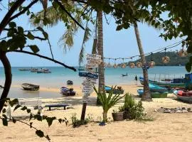 Entire Beach House in M'Pai Bay - Koh Rong Sanloem