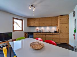 Engadina Chesa Gluna - Madulain, Hotel in Madulain
