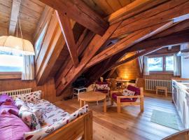 Chesa La Cuntainta - Sils Maria: Sils Maria'da bir otel