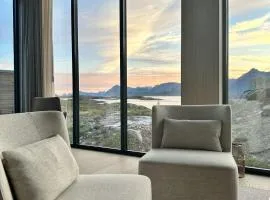 Lyngvær Fjord Lodge - Jacuzzi & Sauna - No 43