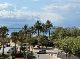 Precioso piso moderno vista mar Roses AV-61