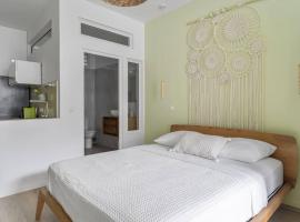 Le Botanik Jardin Bohème, hotel in Sainte-Thérèse