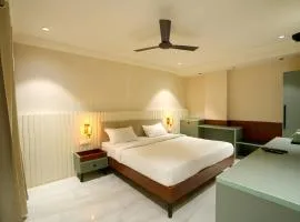 Hotel Square 36