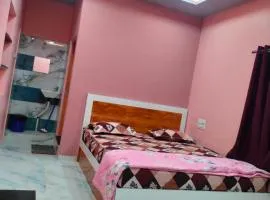 Tejas homestay hampi