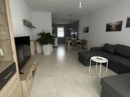 Ferienhaus am Ruppiner See, hotel in Neuruppin