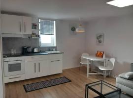 Zárda utcai Apartman, hotel v destinaci Kaposvár