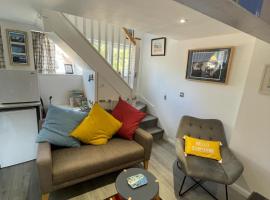 Magnolia Passageway to the Jurassic Coast.