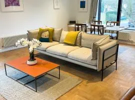 Spacious 2 Bed Apartment Near River & Station - Cambridge Homehost