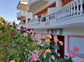 SMART Apartments LOUTRAKI, ξενοδοχείο στο Λουτράκι