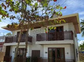 Chellie Rose Resort Hotel