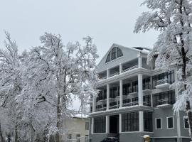 Green Hotel Tskaltubo, hotel in Tskaltubo