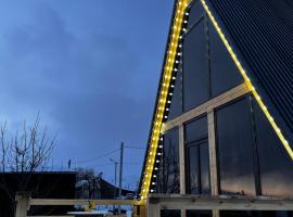 Eco Eden Guest House, hotel i Yeghipatrush