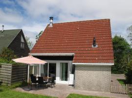 Ferienhaus HET GANZELAND by FeWo-PLAN OOST100 direkt am LAUWERSMEER gelegen, hotel a Anjum