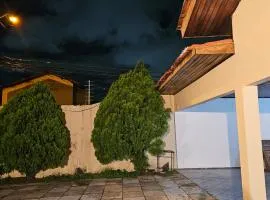 2 CASA próximo as Praias