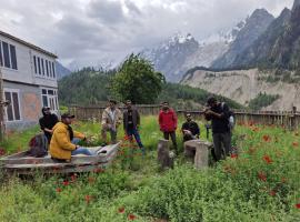 Haramosh Inn Hotel and Resort, hotel v destinaci Gilgit