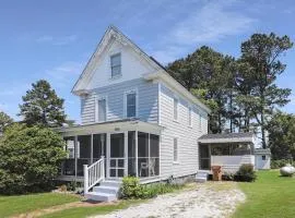 Blue Moon - Pet friendly and great location!