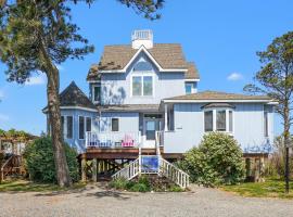Blue Pointe Bayside - Cozy, Waterfront home!, hotel en Deep Hole