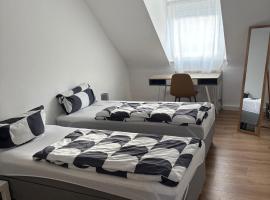 City Nest Ettlingen - nähe Wasenpark, hotel v destinaci Ettlingen