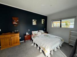 Boujee Barn Stay on Cromwell Cherry Orchard, hotel v destinaci Cromwell