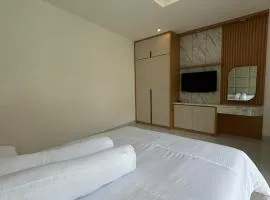 Nadya Jaya Luxury