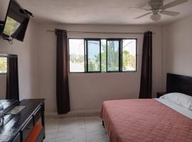 La Terraza-Habitacion 4, hotel di Cedro