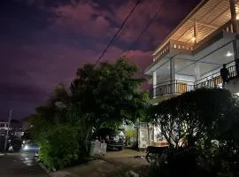 FOUR-G Home Stay & Komodo Tour