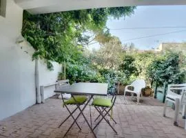 Appartement pour 4 pers avec WIFI, proche marché - FR-1-475-197