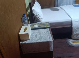 Watuburu Cottage & Restaurant, Hotel in Vulkan Kelimutu