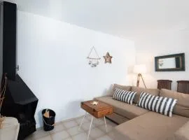 Apt with swimming pool and parking, 3 minutes from the beach