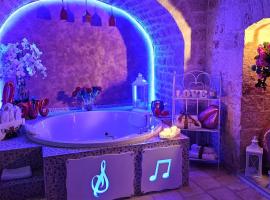 SINFONIE PUGLIESI LUXURY ROOM, hotel v destinaci Turi