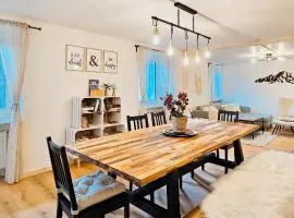 Cozy Farmhouse with 4 bedrooms near Zurich and Rhine Falls